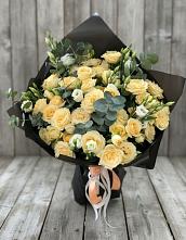 Букет цветов из:  Розы и Лизиантусы #REPLACE_PRED# поселок Карьероуправления