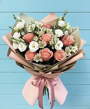 Букет цветов из:  Розы, Альстромерии и Лизиантусы в поселок Карьероуправления