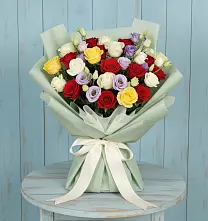 Букет цветов из:  Розы в поселок Карьероуправления