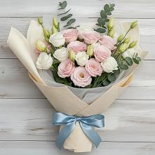 Букет цветов из:  Лизиантусы в поселок Карьероуправления