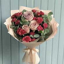 Букет цветов из:  Гвоздики и Розы в поселок Карьероуправления