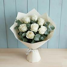 Букет Белые розы в Эвкалипте в поселок Карьероуправления